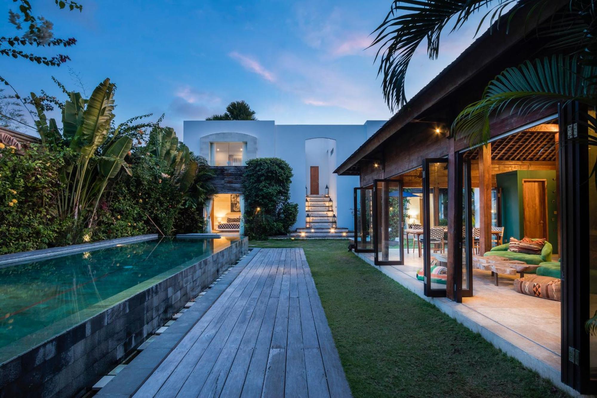 Elegant Villa Casabianca - Tropical Pool & Garden, Near Potato Head Beach Club! Семиньяк Экстерьер фото