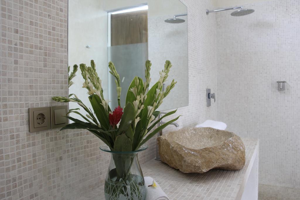 Elegant Villa Casabianca - Tropical Pool & Garden, Near Potato Head Beach Club! Семиньяк Номер фото