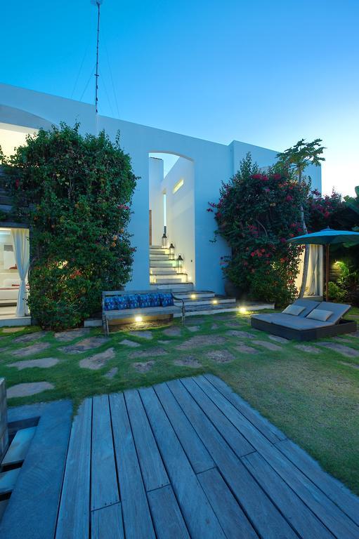 Elegant Villa Casabianca - Tropical Pool & Garden, Near Potato Head Beach Club! Семиньяк Экстерьер фото
